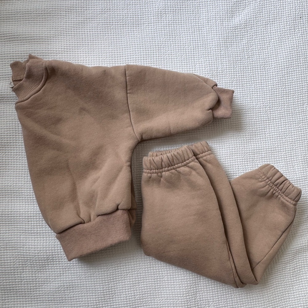 Purely little track suit